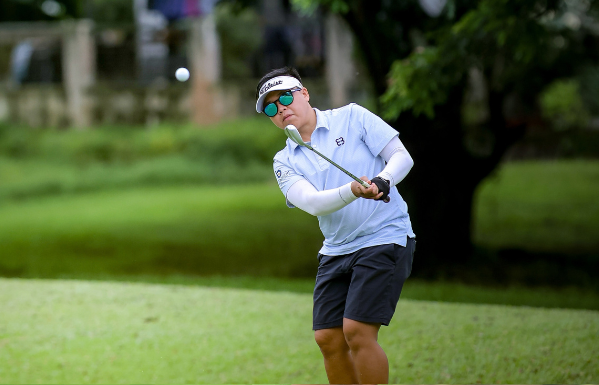 Ababa rises above Summit Point shake-up, leads by 2 after 71